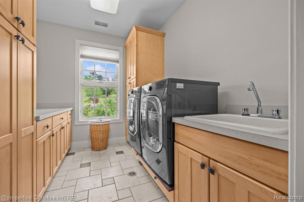 1041 Greentree Road Bloomfield Hills, MI 48304 - Photo 40 of 70