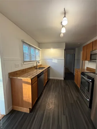 $2,500 | 218 Mt Airy Road, New Windsor, NY 12553