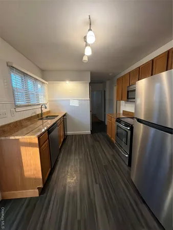 $2,500 | 218 Mt Airy Road, New Windsor, NY 12553