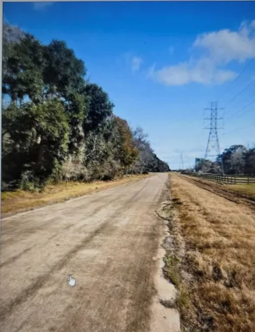 $30,000 | 212 Middle Bayou Trail, Angleton, TX 77515