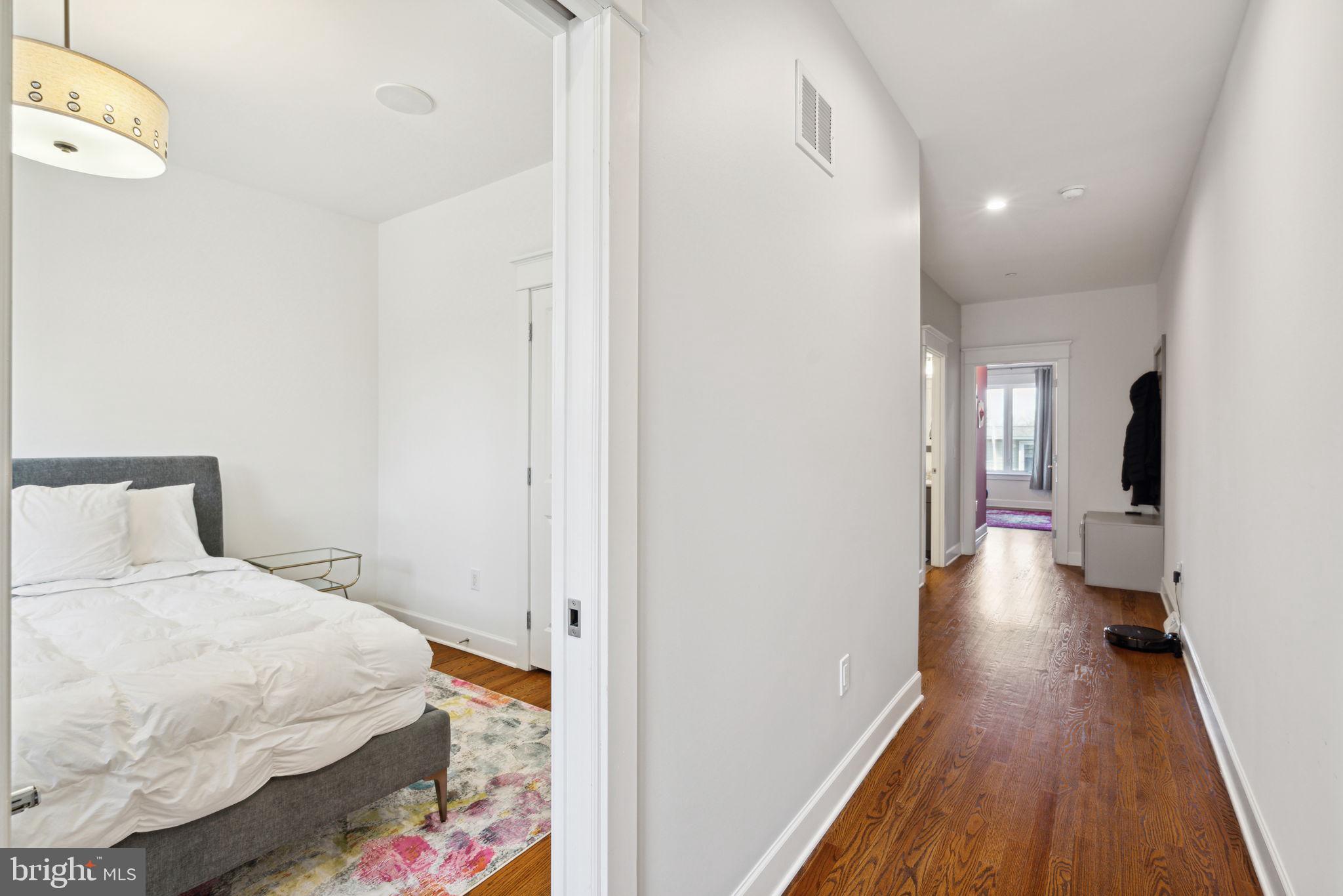 325 Wright Street Philadelphia, PA 19128 - Photo 6 of 20