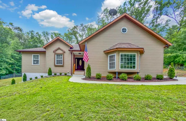 $525,000 | 163 Healy Lane, Marietta, SC 29661