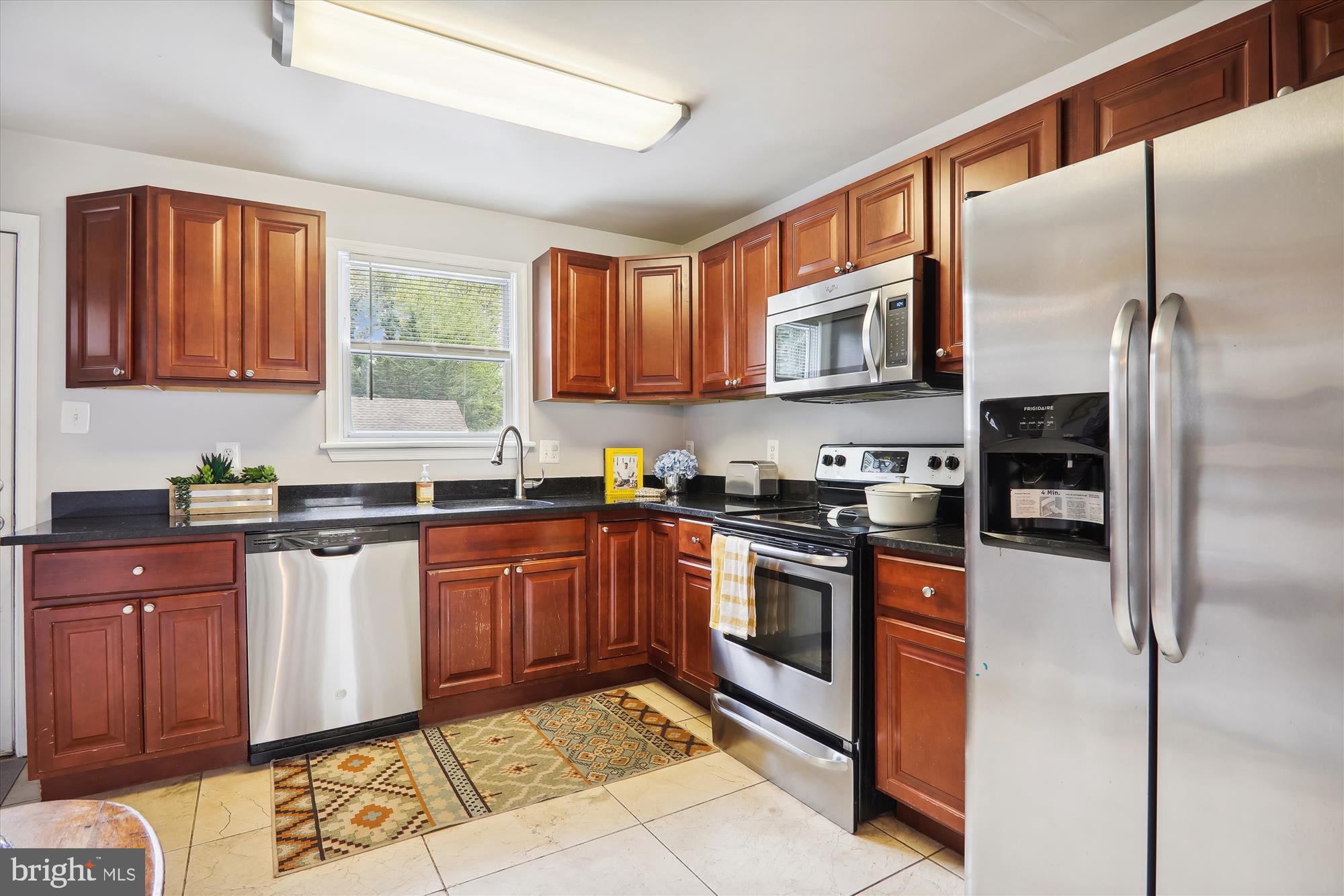 9905 Lorain Avenue Silver Spring, MD 20901 - Photo 11 of 40 Updated Kitchen