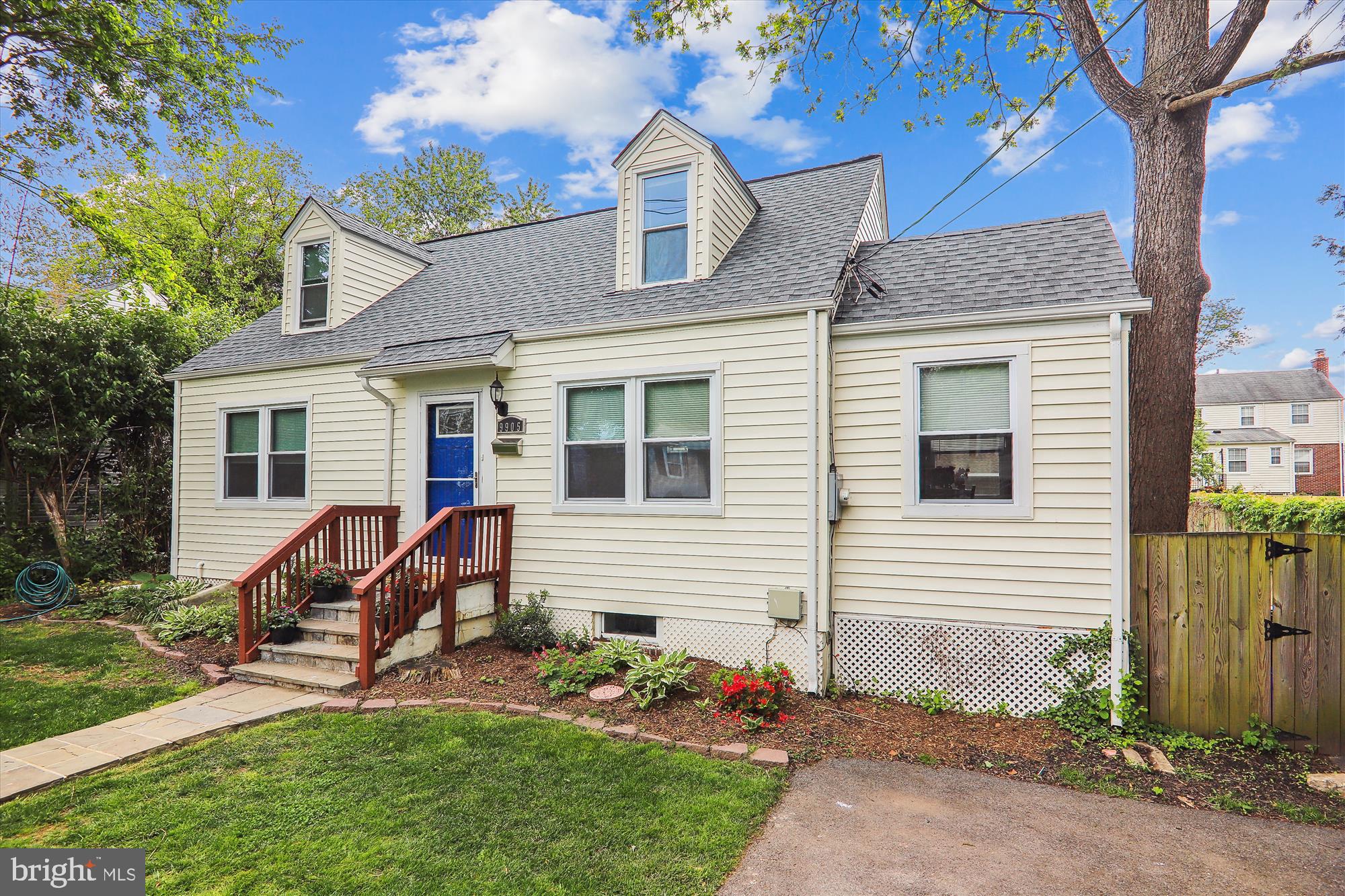 9905 Lorain Avenue Silver Spring, MD 20901 - Photo 2 of 40 Gallery Image 2