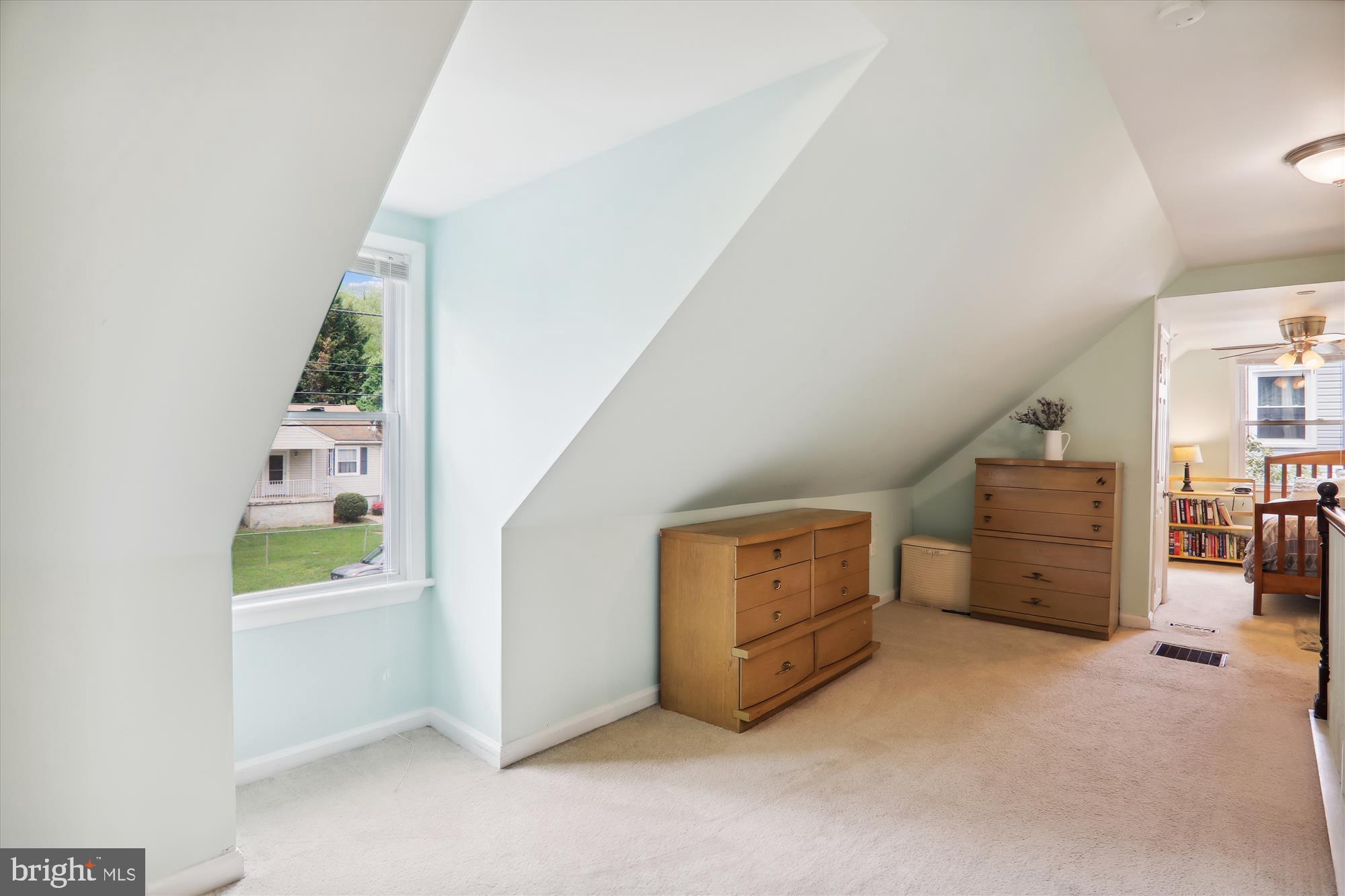 9905 Lorain Avenue Silver Spring, MD 20901 - Photo 26 of 40 Gallery Image 26