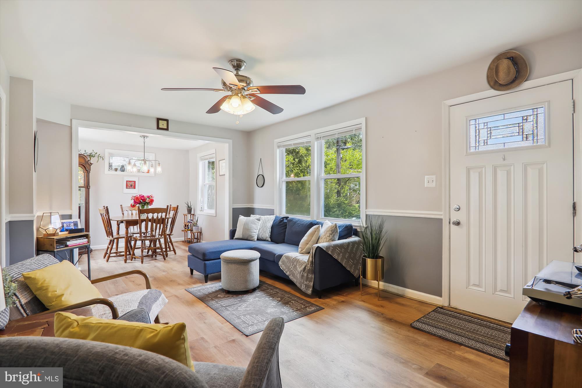 9905 Lorain Avenue Silver Spring, MD 20901 - Photo 5 of 40 Open and Airy