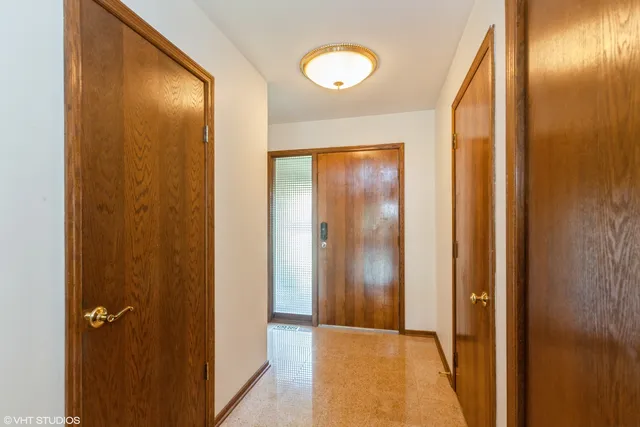 $507,500 | 134 Country Club Drive, Bloomingdale, IL 60108