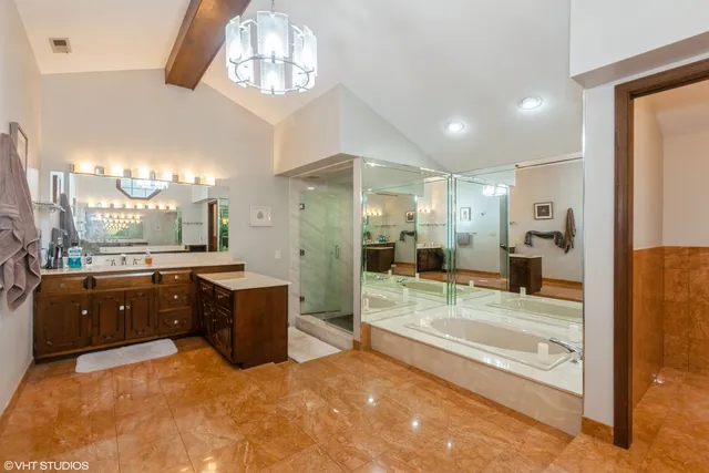 $507,500 | 134 Country Club Drive, Bloomingdale, IL 60108