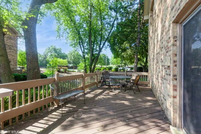 $507,500 | 134 Country Club Drive, Bloomingdale, IL 60108