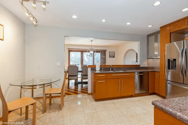 $507,500 | 134 Country Club Drive, Bloomingdale, IL 60108