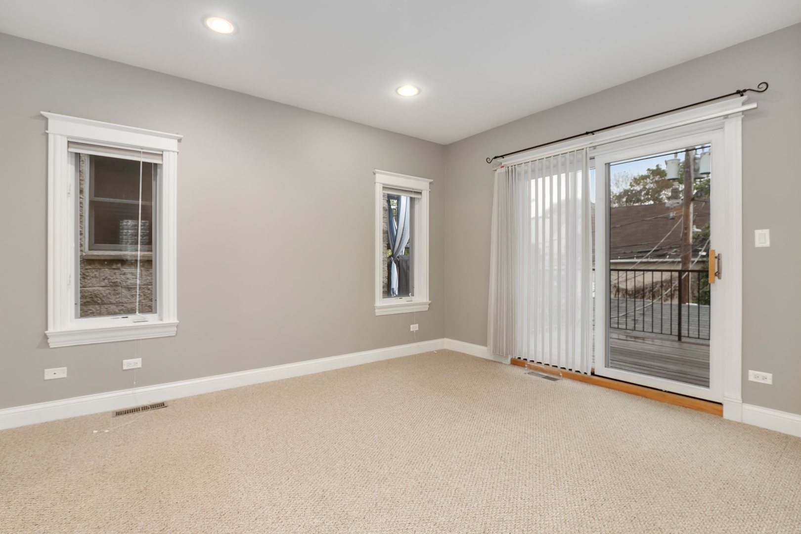 3211 North Racine Avenue, Unit 2 Chicago, IL 60657 - Photo 14 of 22 an empty room with windows