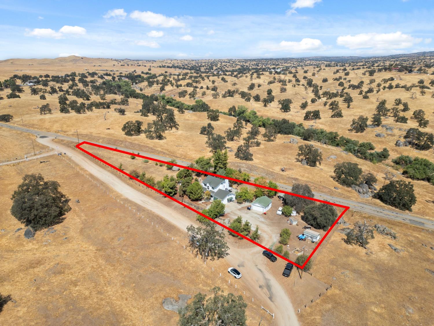 35670 Road 603 Raymond, CA 93653 - Photo 44 of 61 view of a city