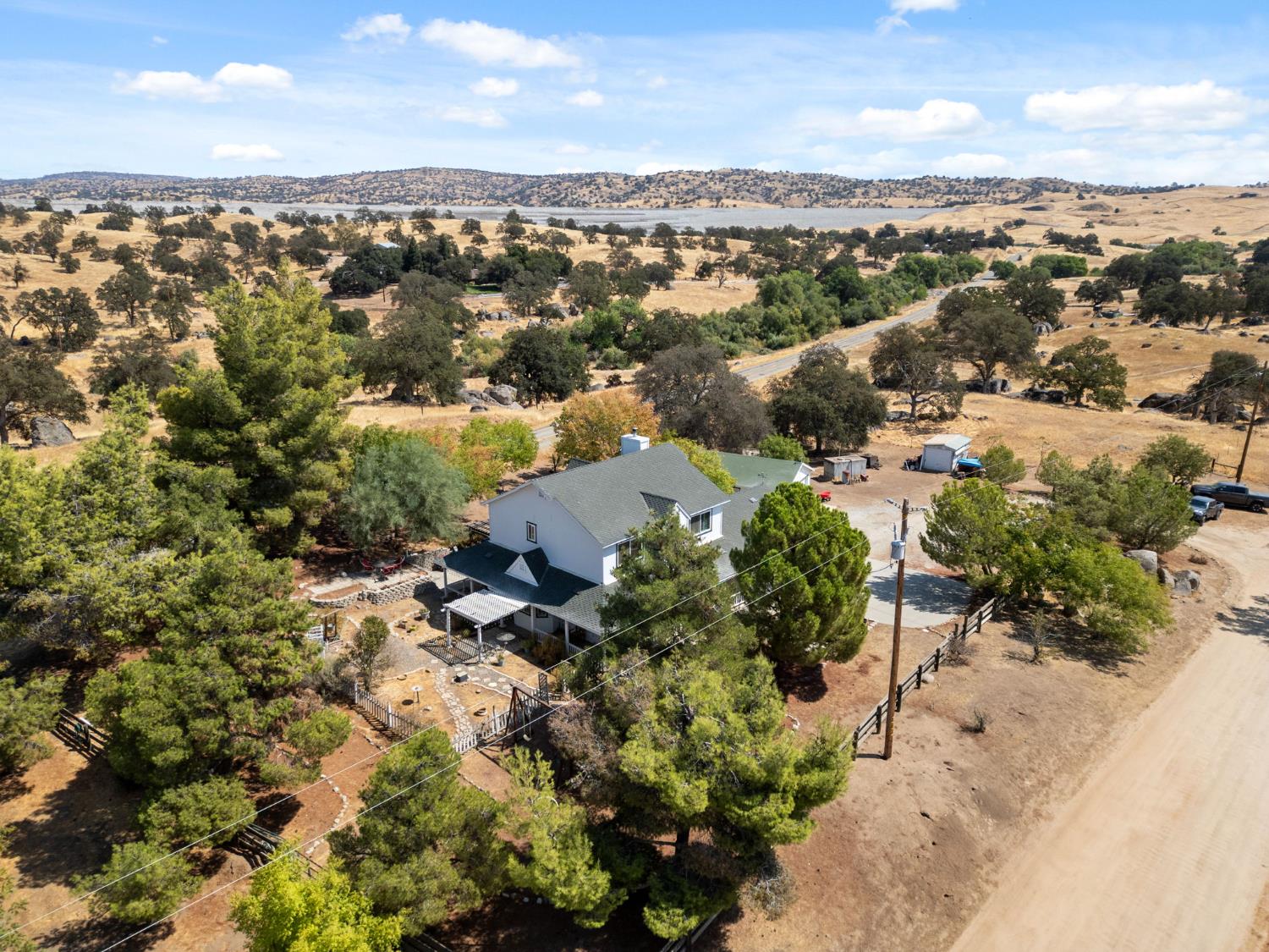 35670 Road 603 Raymond, CA 93653 - Photo 49 of 61 an aerial view of multiple house