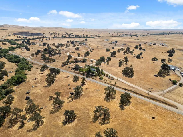 $449,900 | 35670 Road 603, Raymond, CA 93653