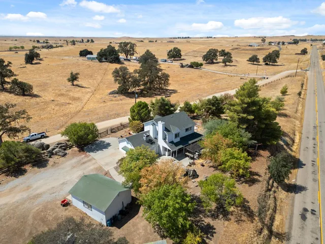 $449,900 | 35670 Road 603, Raymond, CA 93653