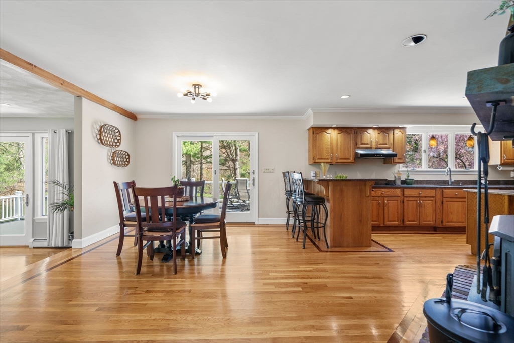 19 Devonshire Road Middleton, MA 01949 - Photo 10 of 42