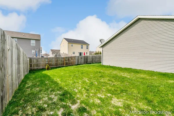 $299,900 | 11688 Bear Meadows Drive Southeast, Alto, MI 49302