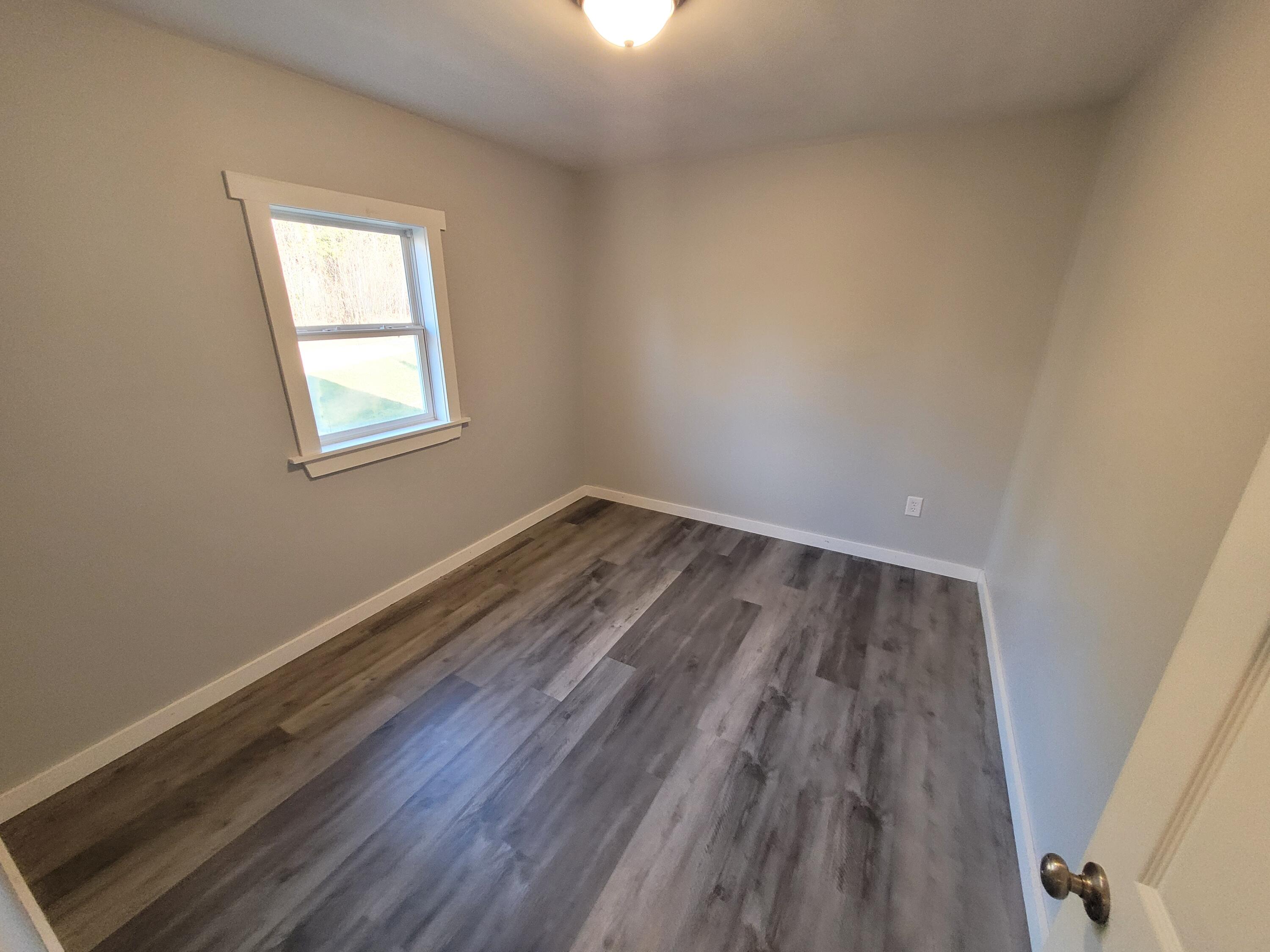 85 Smith Road Hudson, ME 04449 - Photo 15 of 21 20221110_143722