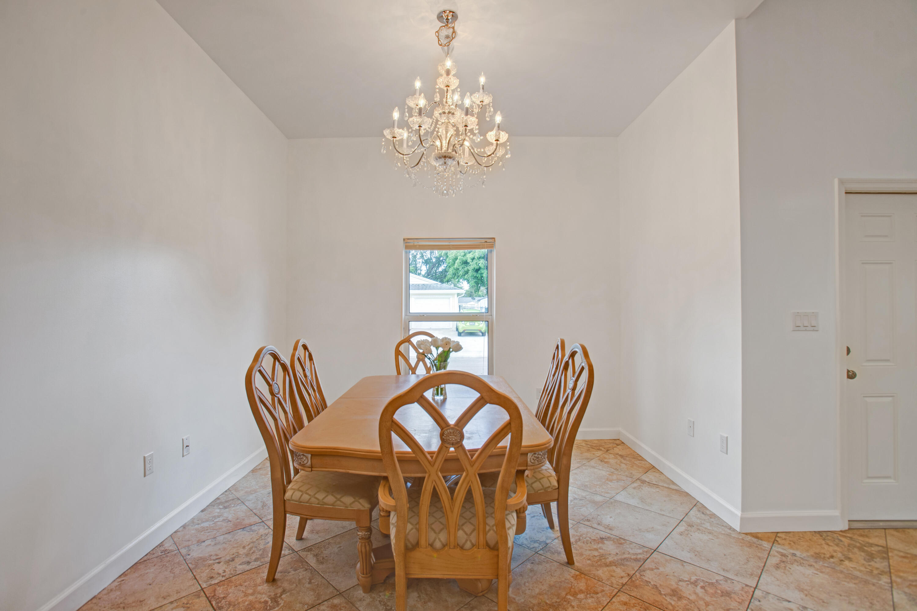 8291 Garden Gate Place Boca Raton, FL 33433 - Photo 20 of 45 dining room