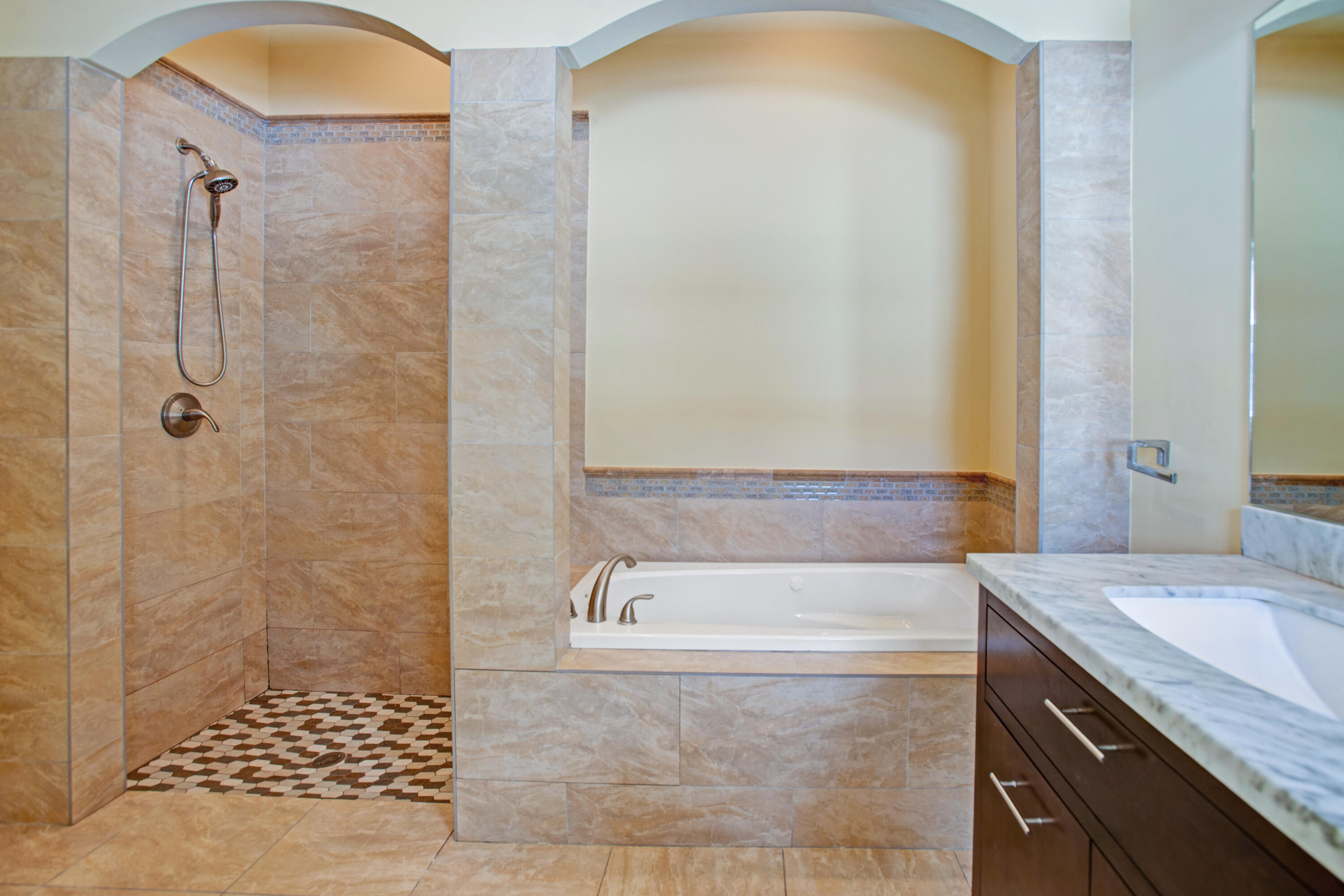 8291 Garden Gate Place Boca Raton, FL 33433 - Photo 29 of 45 primary bath