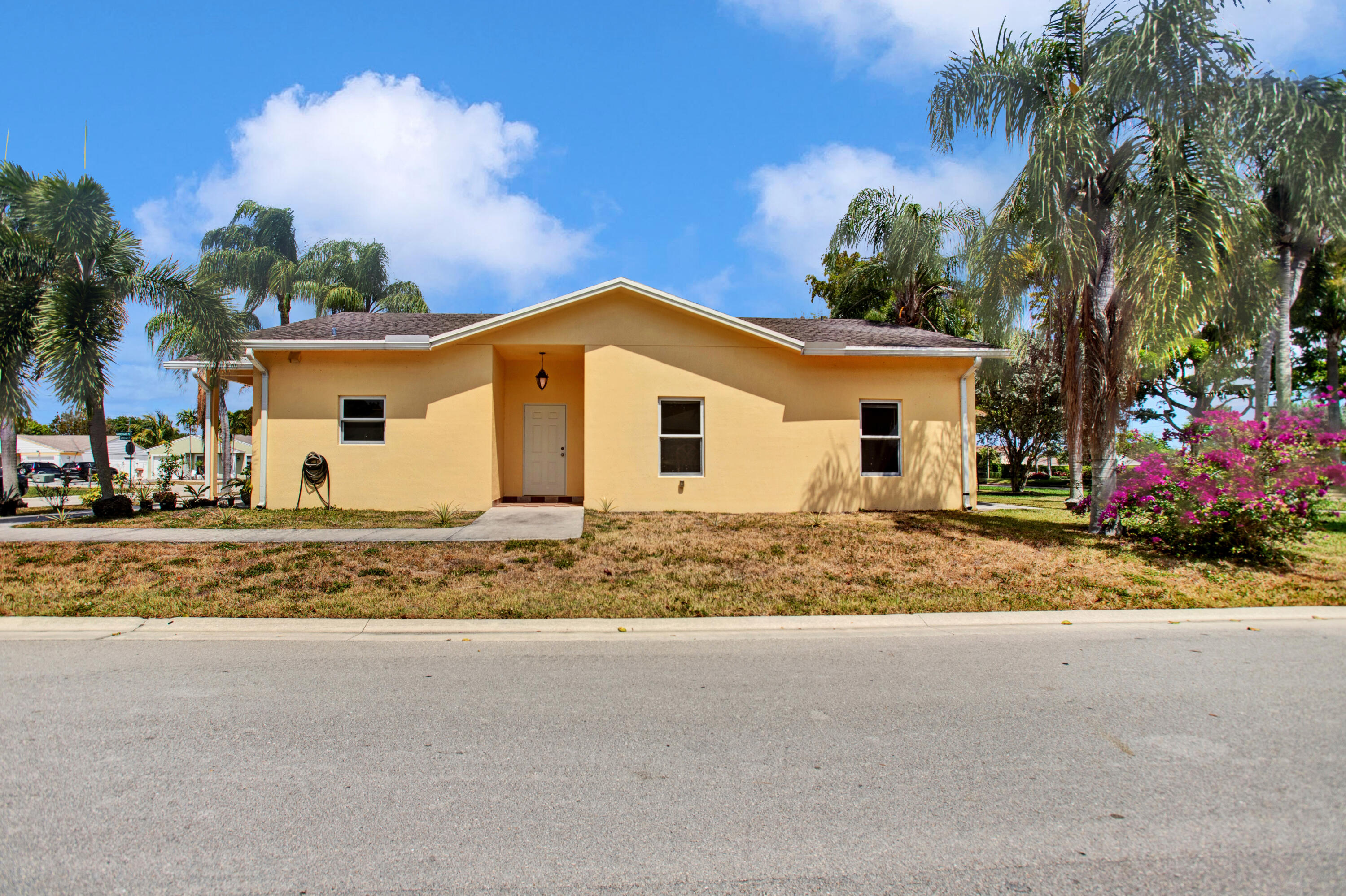 8291 Garden Gate Place Boca Raton, FL 33433 - Photo 40 of 45 side of house