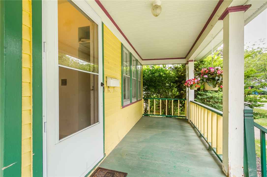 724 Woodbine Avenue Rochester, NY 14619 - Photo 2 of 13