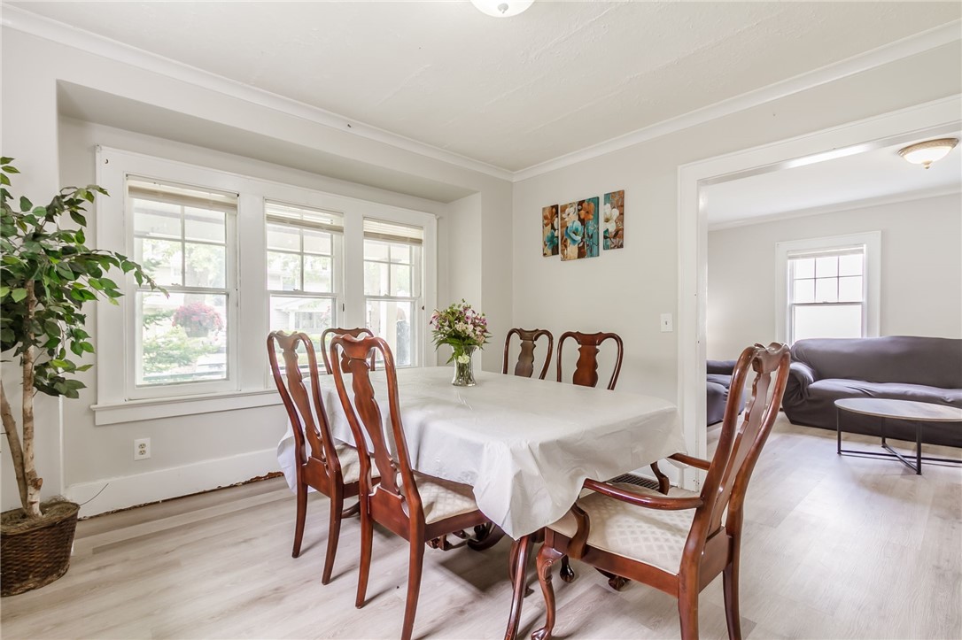 724 Woodbine Avenue Rochester, NY 14619 - Photo 6 of 13