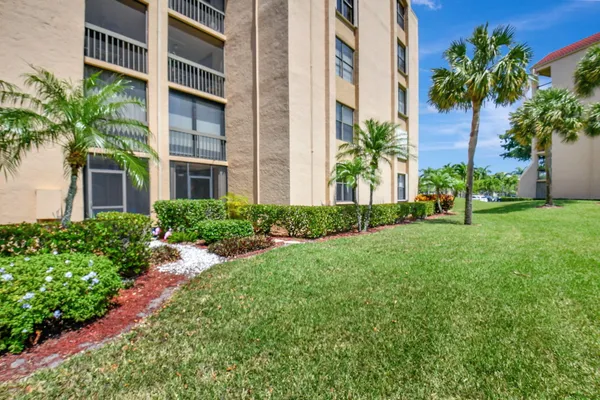 $3,000 | 2255 Lindell Boulevard, Unit 4103, Delray Beach, FL 33444