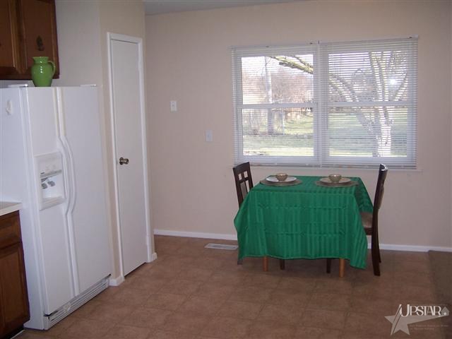 7112 Cranberry Road Fort Wayne, IN 46825 - Photo 14 of 26 Gallery Image 14