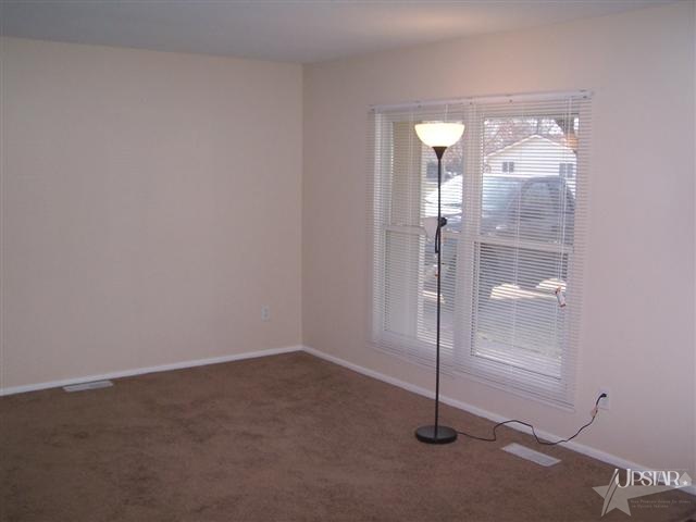 7112 Cranberry Road Fort Wayne, IN 46825 - Photo 10 of 26 Gallery Image 10