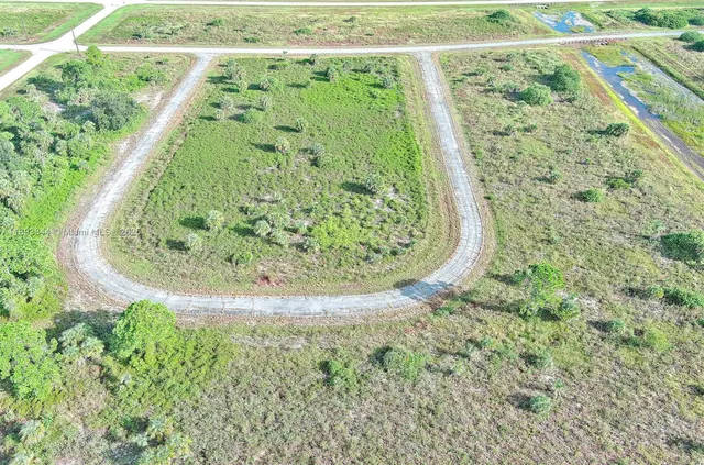 a view of a swimming pool