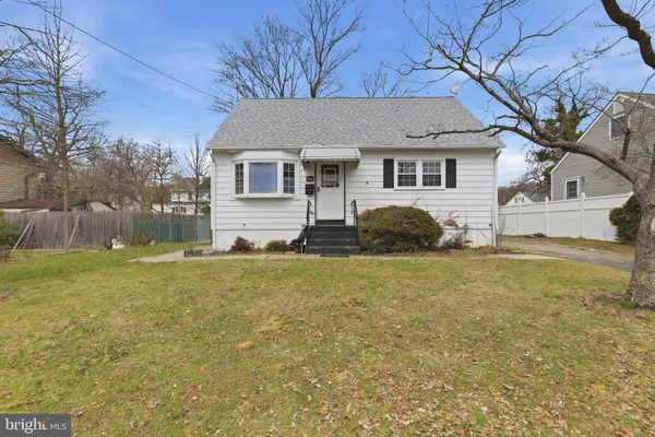 $315,000 | 78 Clayton Avenue, Hamilton, NJ 08619