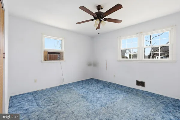 $315,000 | 78 Clayton Avenue, Hamilton, NJ 08619