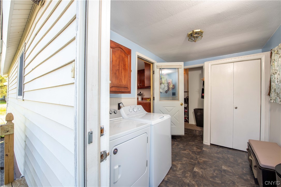 1436 County Rte 8 Granby, NY 13069 - Photo 17 of 41