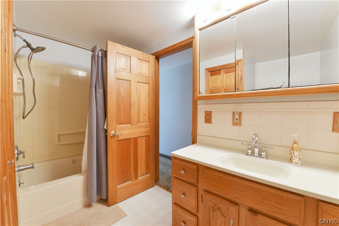 1436 County Rte 8 Granby, NY 13069 - Photo 36 of 41