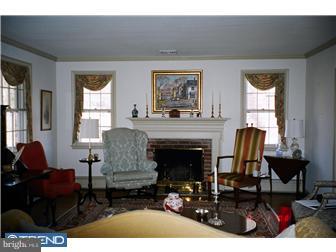 1817 Sharon Road Jenkintown, PA 19046 - Photo 3 of 12 Living Room