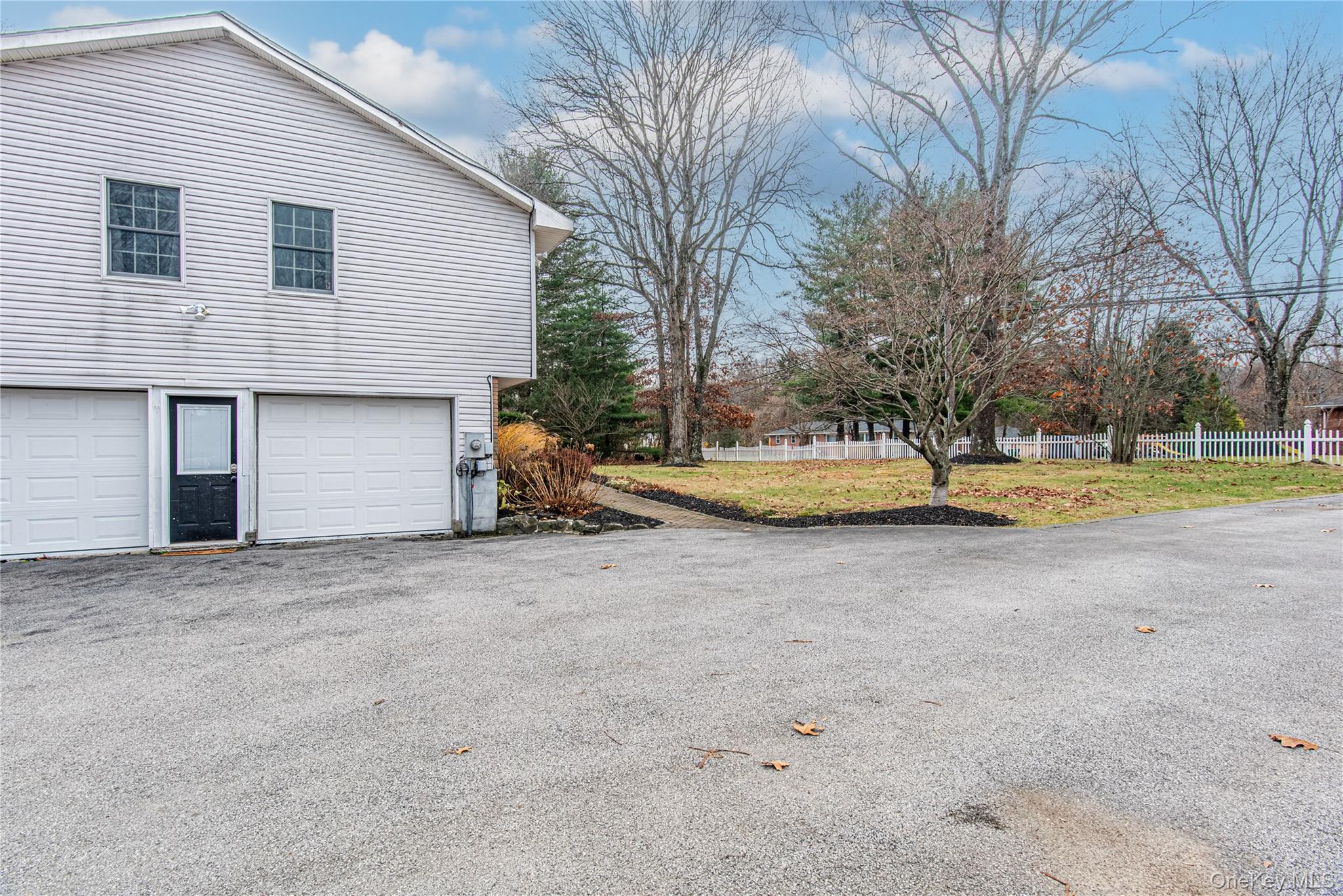 105 Oak Ridge Road Hopewell Junction, NY 12533 - Photo 4 of 32 a view of a house with swimming pool and porch
