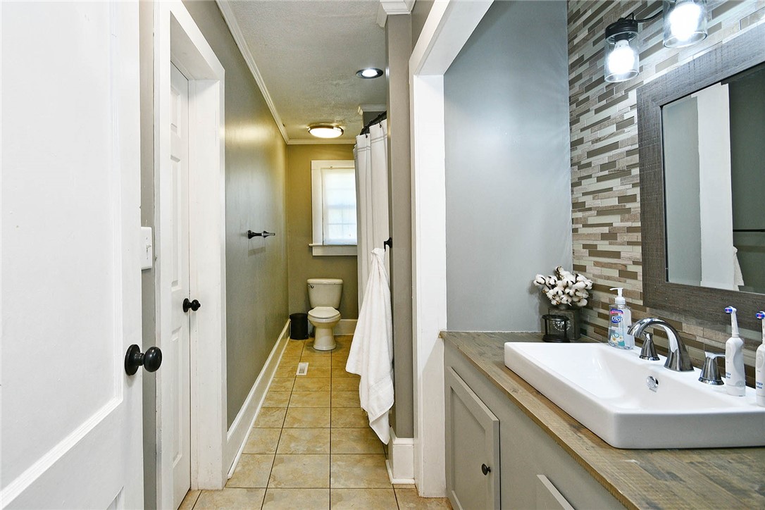 306 North Chestnut Street Seneca, SC 29678 - Photo 10 of 40