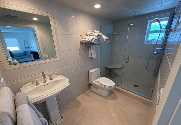 $10,000 | 2909 South Ocean Boulevard, Unit 6A3, Highland Beach, FL 33487