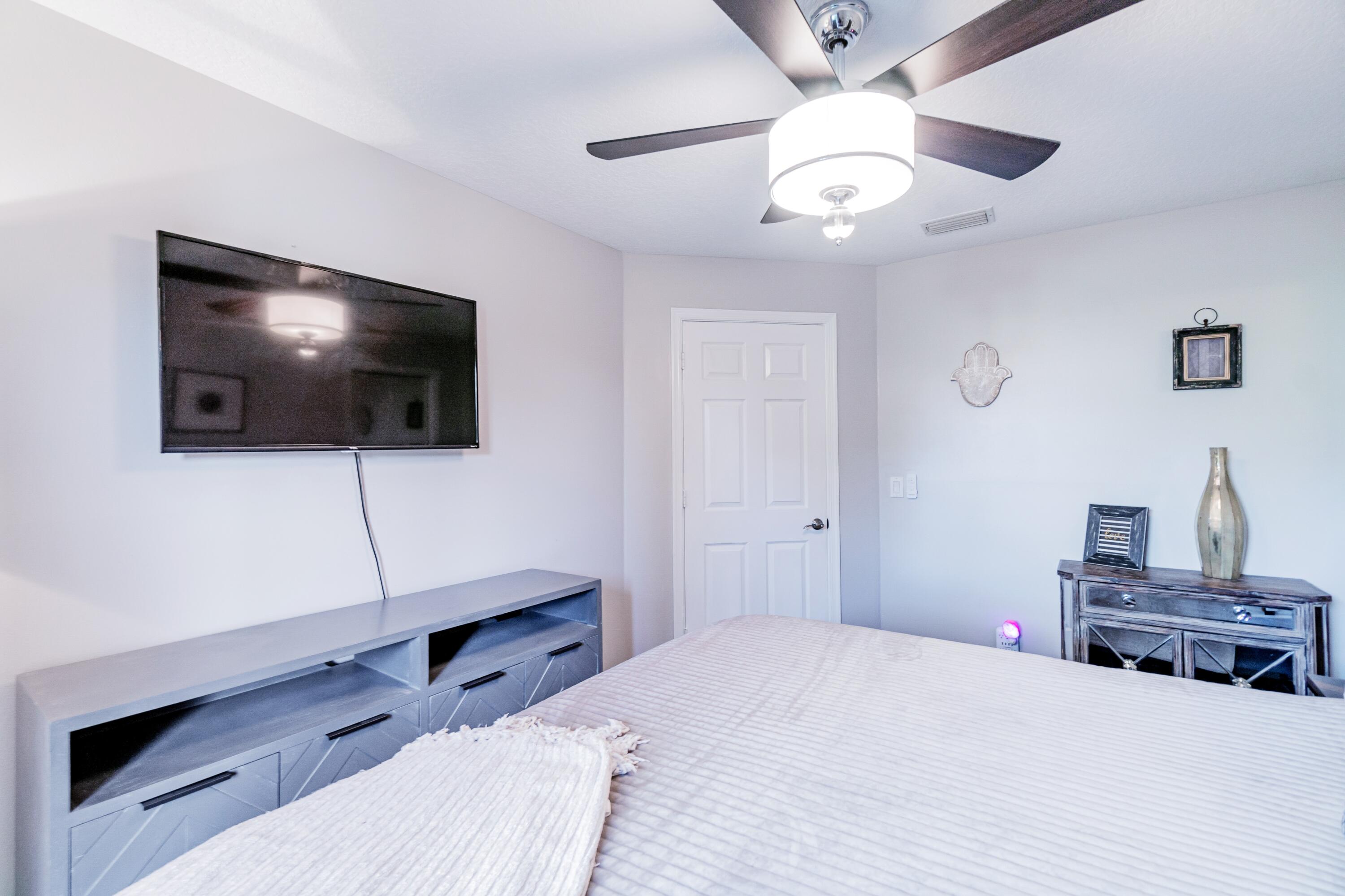 1350 Longlea Terrace Wellington, FL 33414 - Photo 32 of 61 20230103_173613