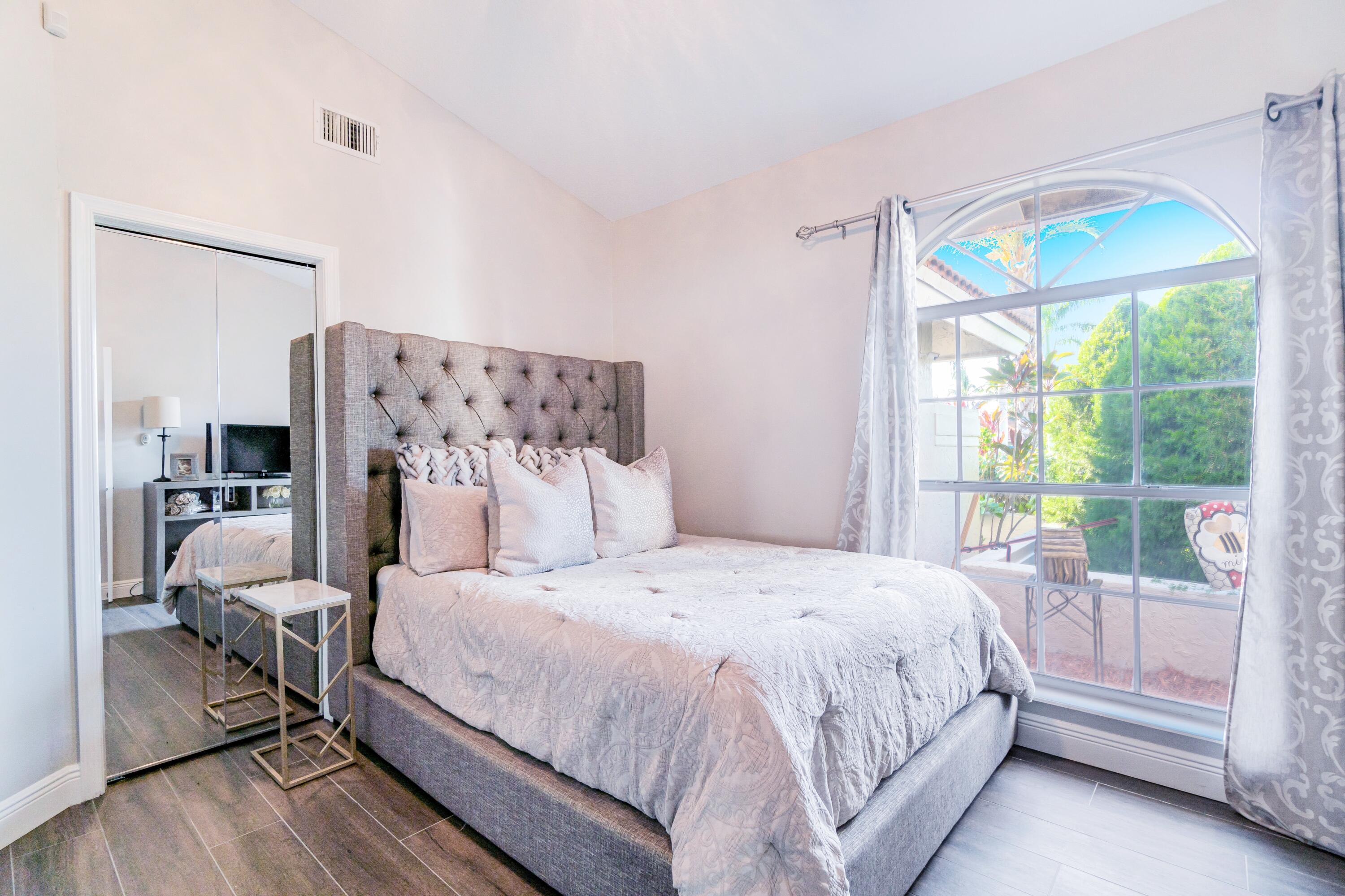 1350 Longlea Terrace Wellington, FL 33414 - Photo 41 of 61 20230102_224736