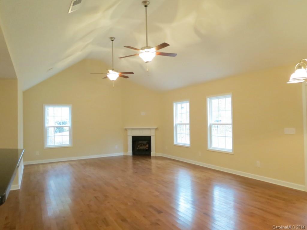 2187 Longfield Road, Unit B Rock Hill, SC 29732 - Photo 4 of 19 Gallery Image 4
