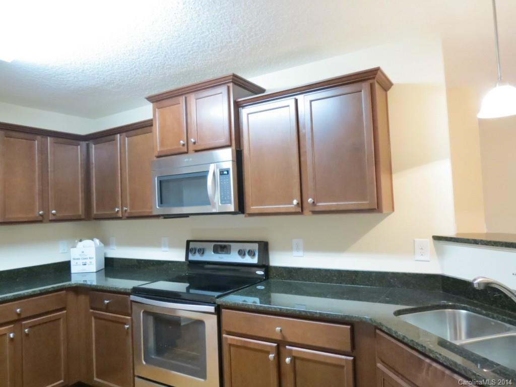 2187 Longfield Road, Unit B Rock Hill, SC 29732 - Photo 9 of 19 Gallery Image 9