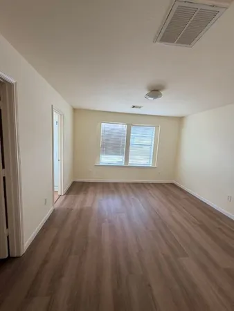 $1,725 | 8006 Singing Sonnet Lane, Houston, TX 77072