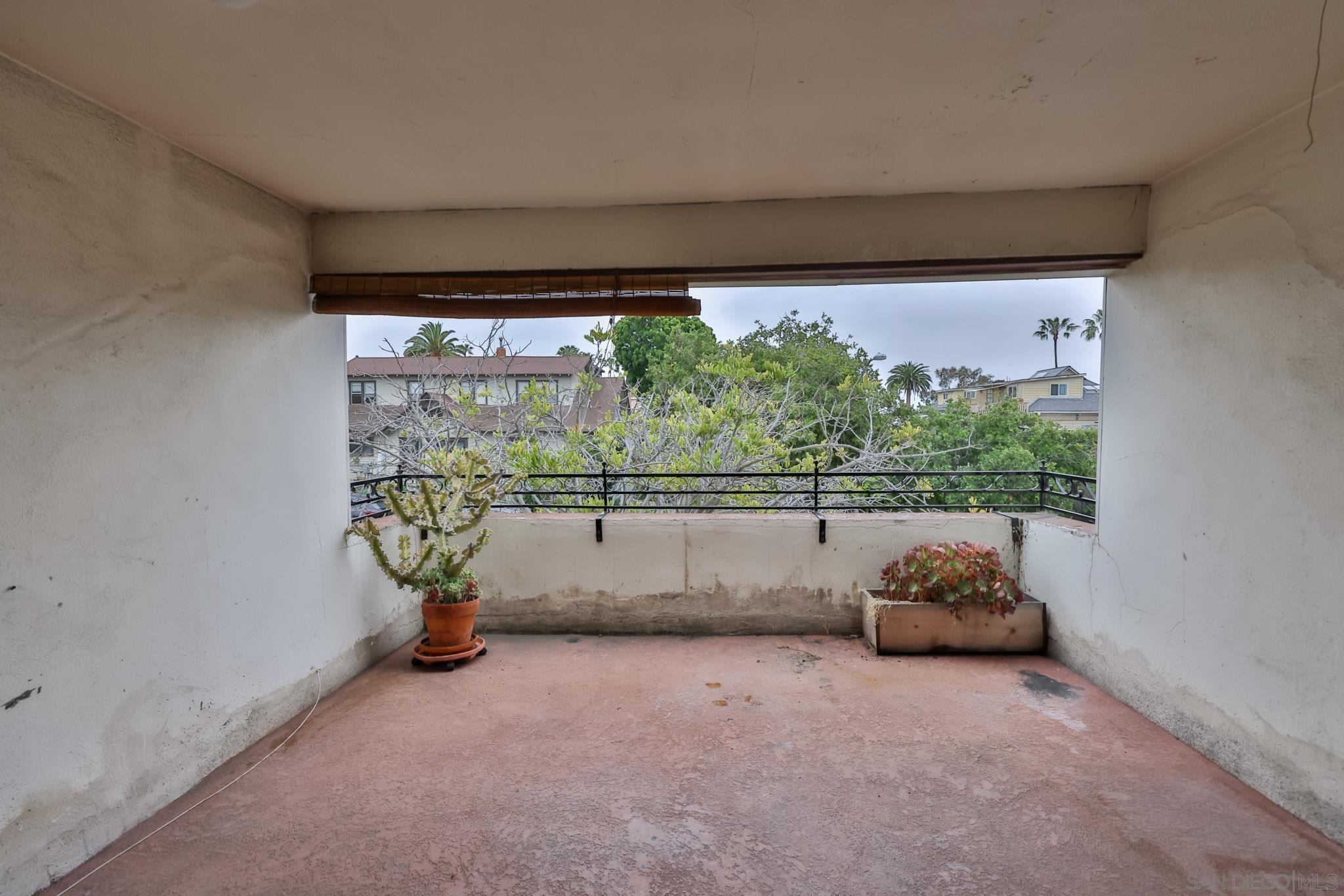 2220 E Street San Diego, CA 92102 - Photo 5 of 13 a view of patio and porch