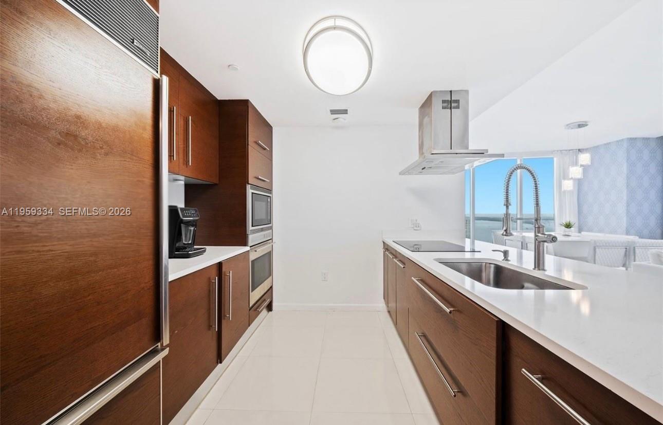 495 Brickell Avenue, Unit 3301 Miami, FL 33131 - Photo 21 of 33