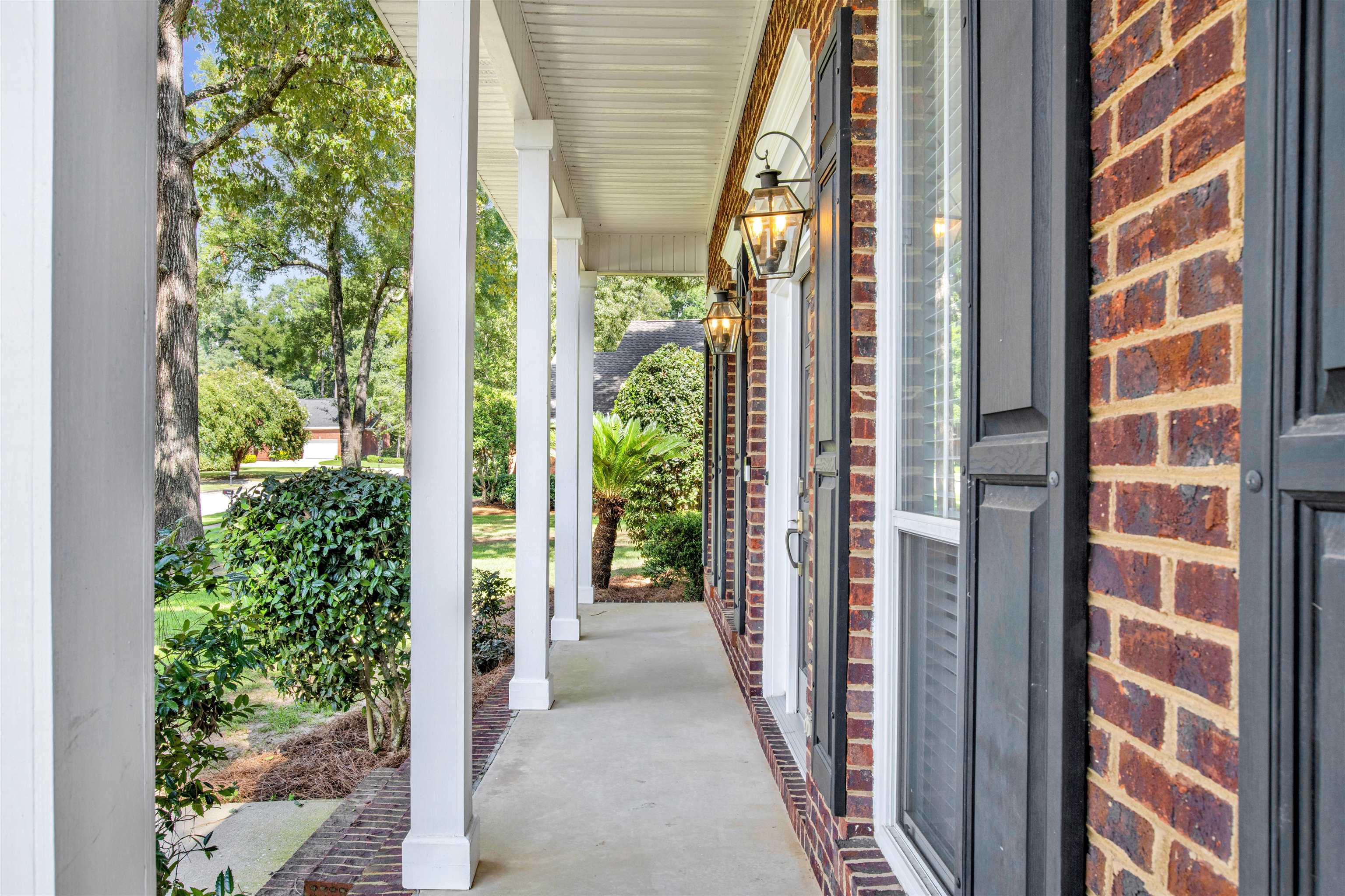 9426 Aspen Circle Daphne, AL 36527 - Photo 5 of 35 Front Porch