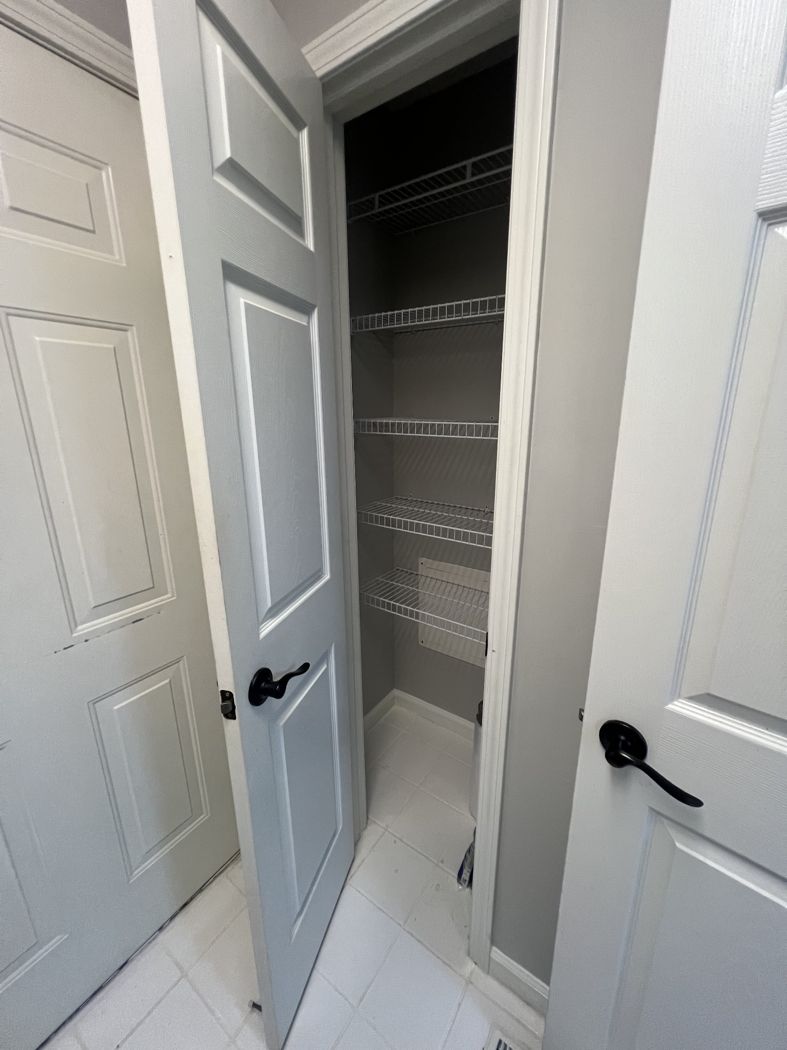 5345 Ashburn Road Springfield, TN 37172 - Photo 29 of 46 a bathroom with a shower and a sink