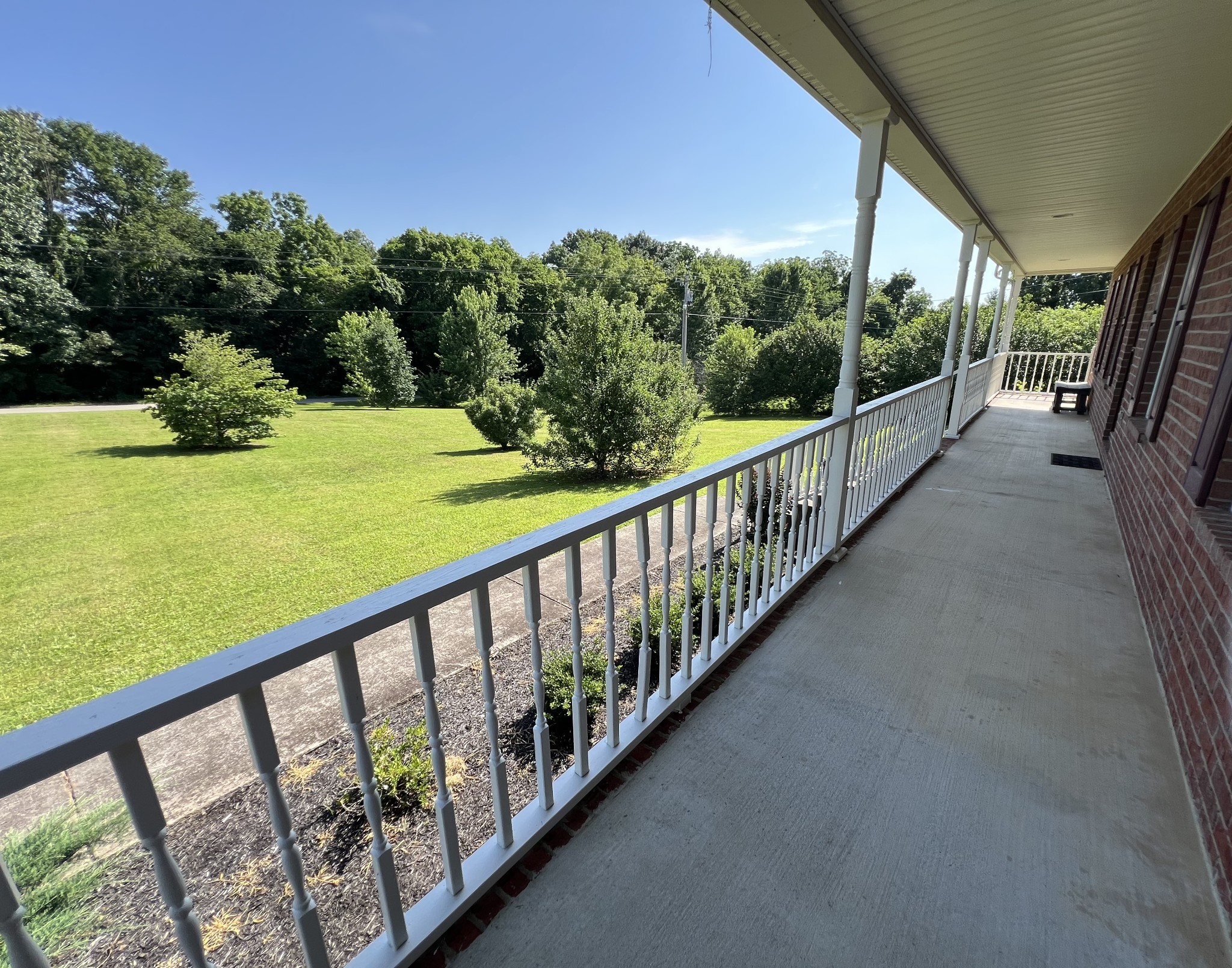5345 Ashburn Road Springfield, TN 37172 - Photo 5 of 46 a view of city and mountain from a balcony