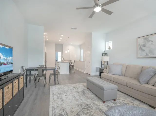 $490,000 | 414 South 8th Street, Fernandina Beach, FL 32034